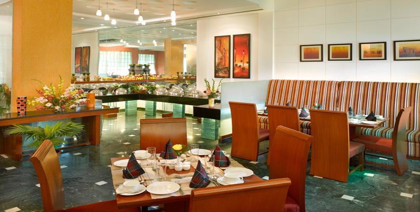 Hotel Hindusthan International, Waranasi Zewnętrze zdjęcie