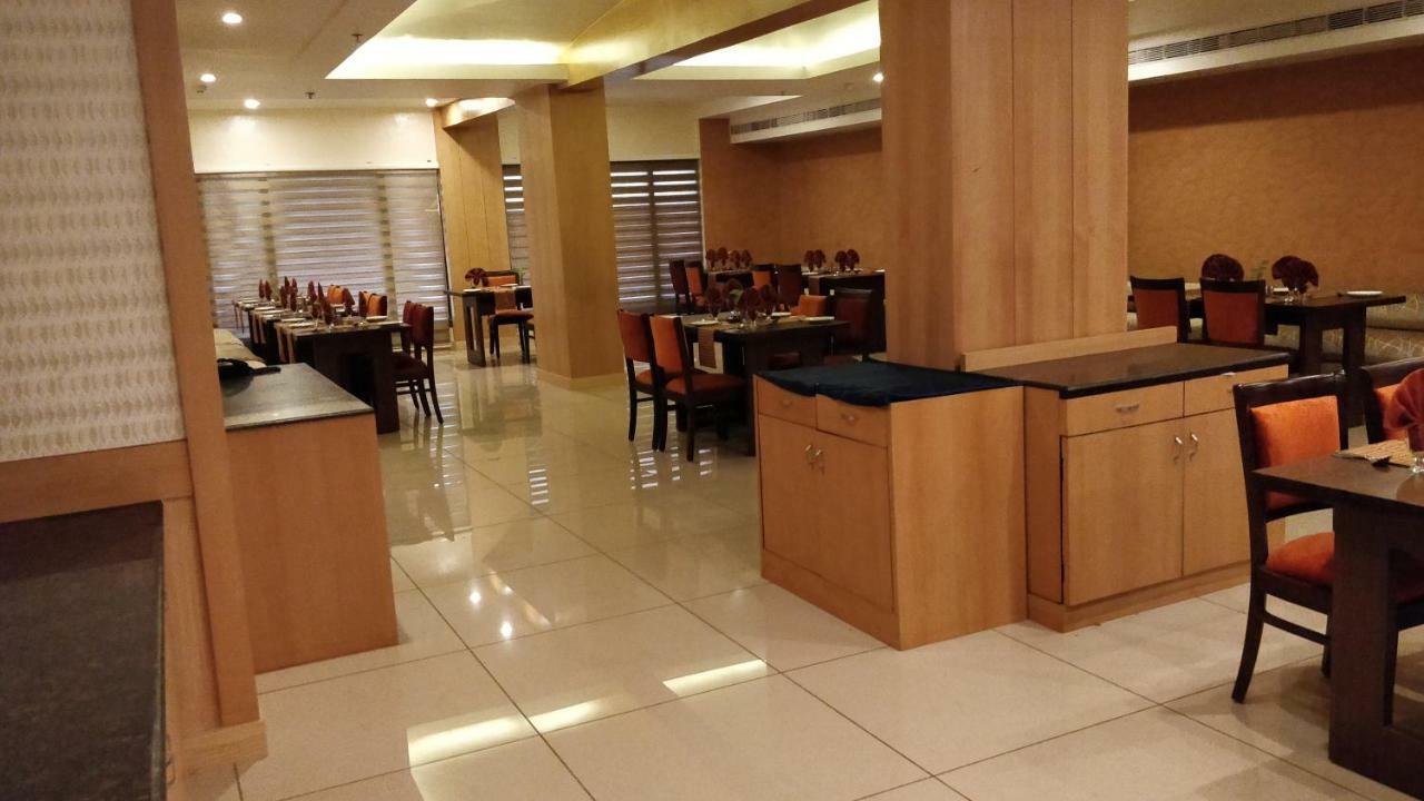 Hotel Hindusthan International, Waranasi Zewnętrze zdjęcie